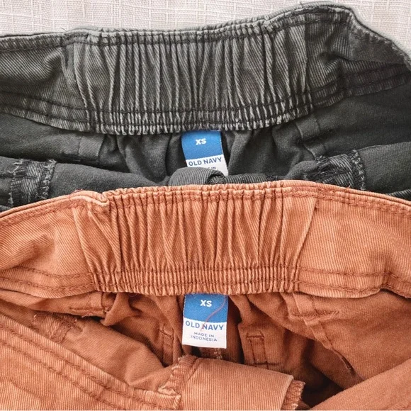 Bundle of 2 Old Navy Flap Pocket High Waisted Shorts in black and brown - Picture 6 of 7